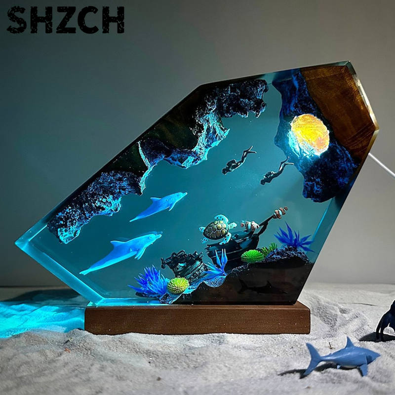 Lampada Statua in Resina Mondo - Lighting World Decor recensione e prezzo