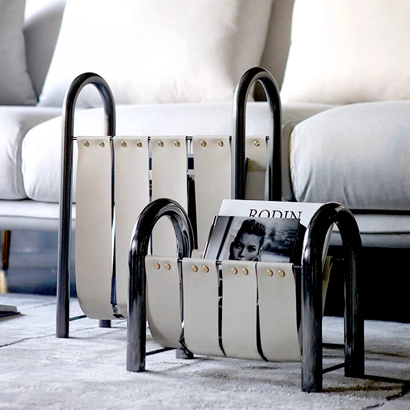 Scaffale per riviste in pelle  - Lighting And Decor Magazine recensione e prezzo